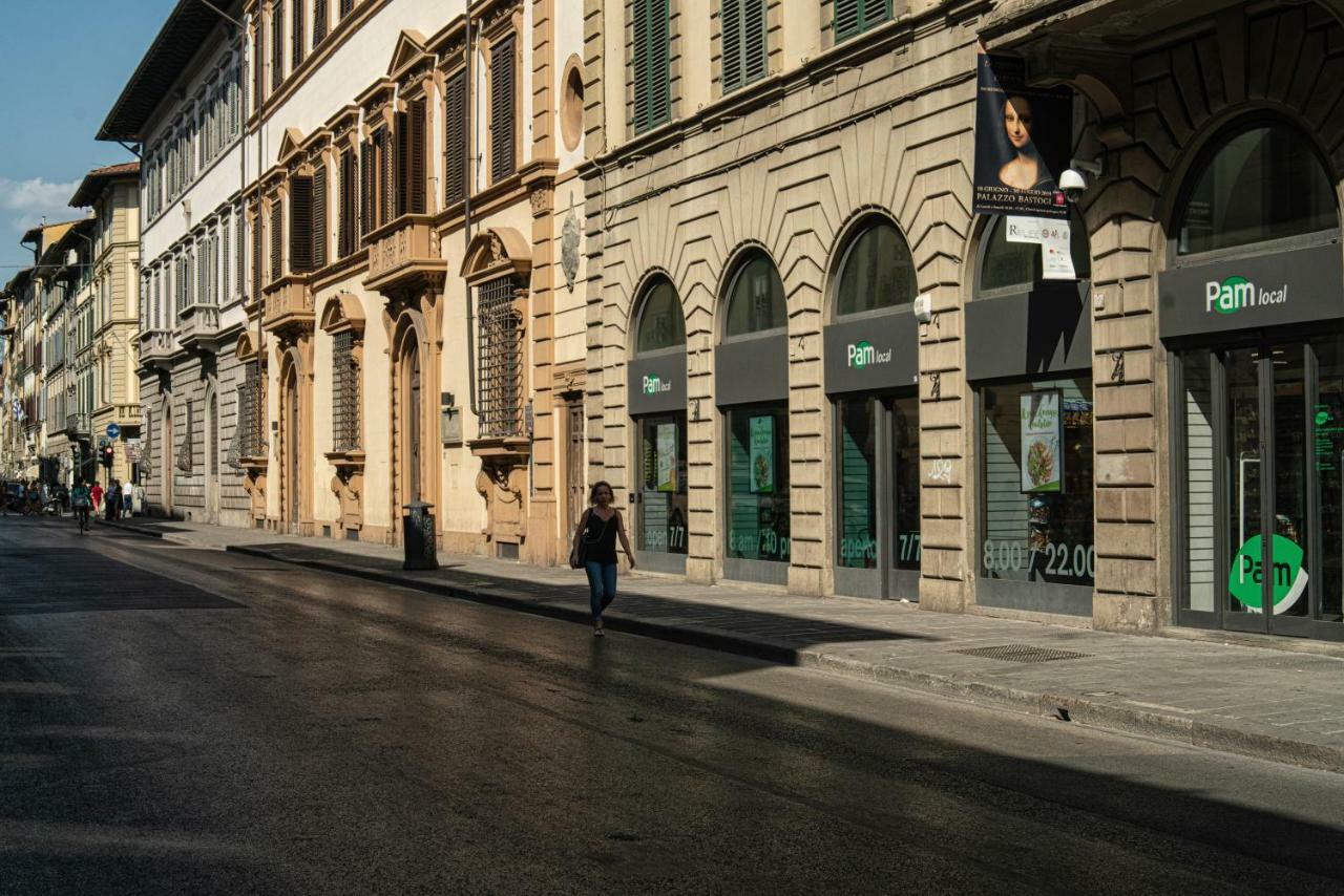 Cavour Suite Mezzanine By 360Rentals Firenze Bagian luar foto