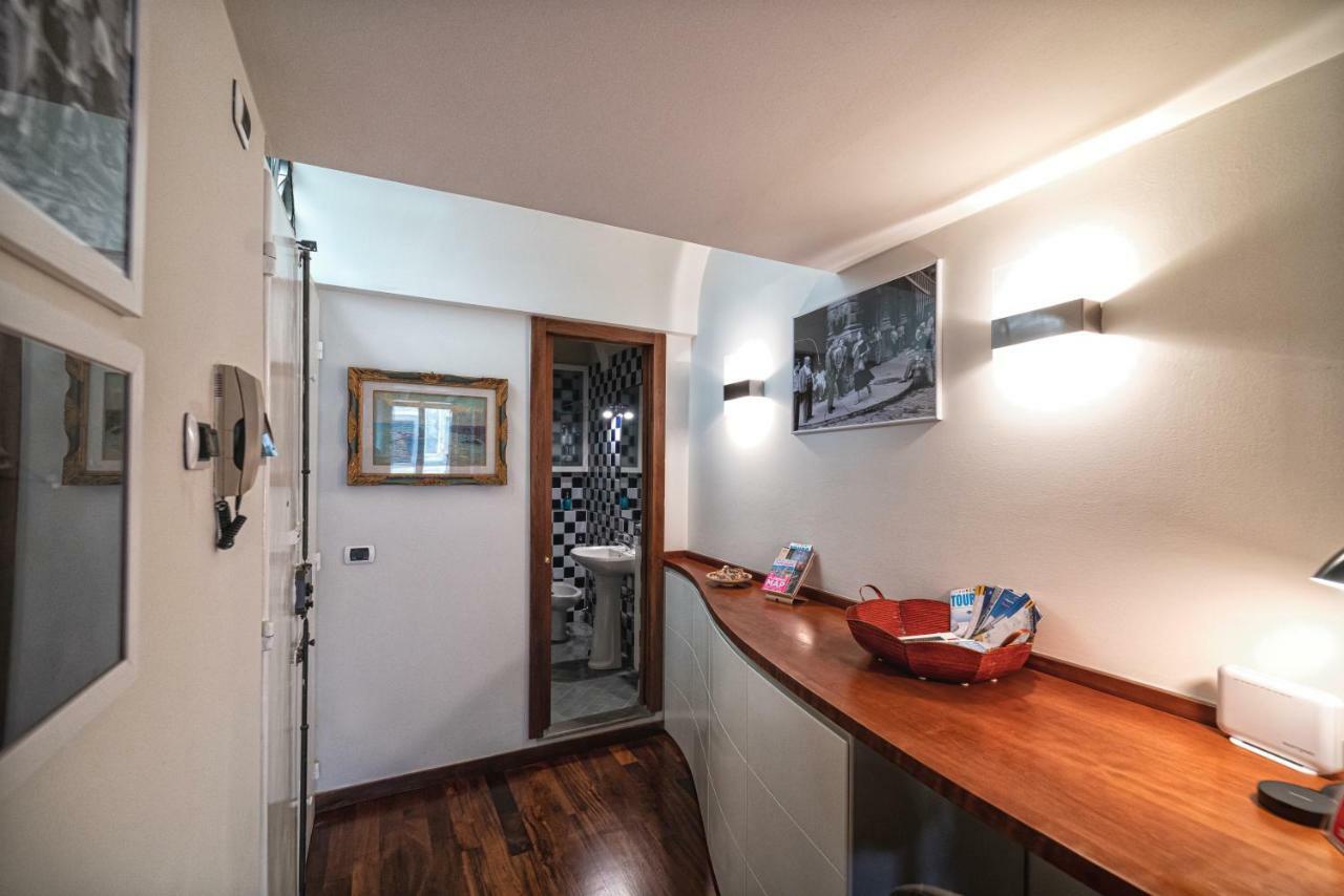 Cavour Suite Mezzanine By 360Rentals Firenze Bagian luar foto